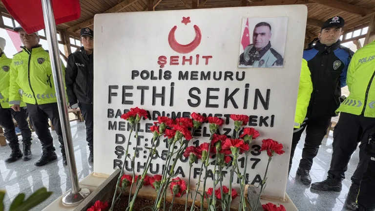 şehit polis fethi sekin, 8. yılında anıldı