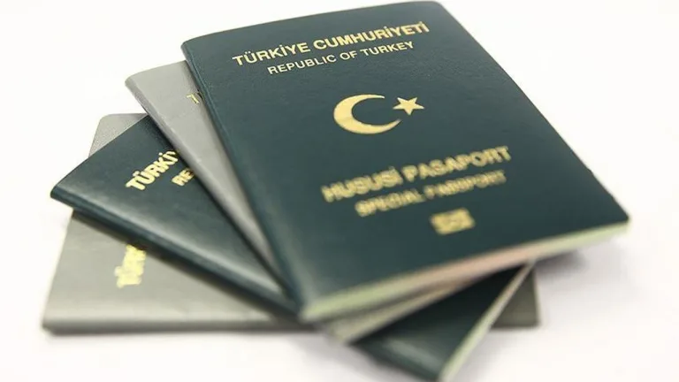 AB Türkiye Delegasyonu, yeşil ve gri pasaporta vize şartı olmadığını açıkladı