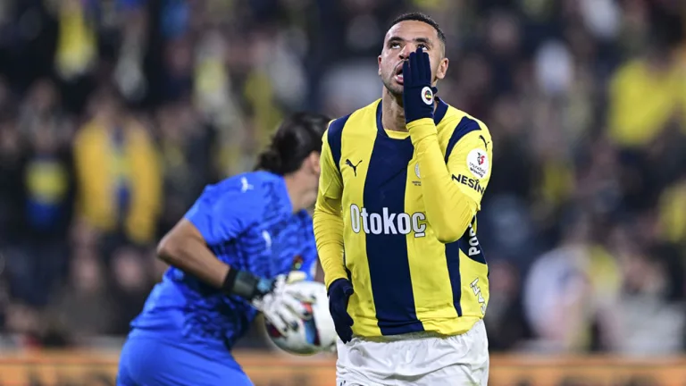 Fenerbahçe, En-Nesyri için Al-Nassr'ın teklifini reddetti