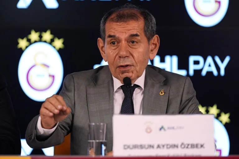 Dursun Özbek: Galatasaray ateş altında kalıyor